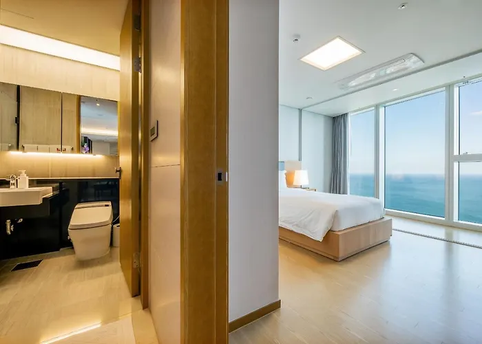 Hotel Lct Y Collection