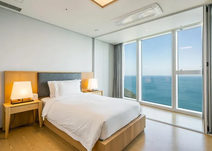 Hotel Lct Y Collection