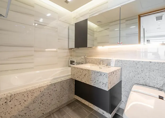 Lct Y Collection Hotel *