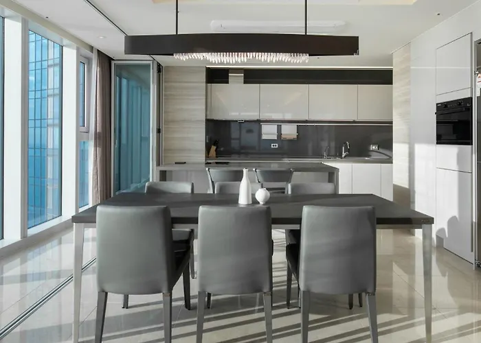 Lct Y Collection Hotel