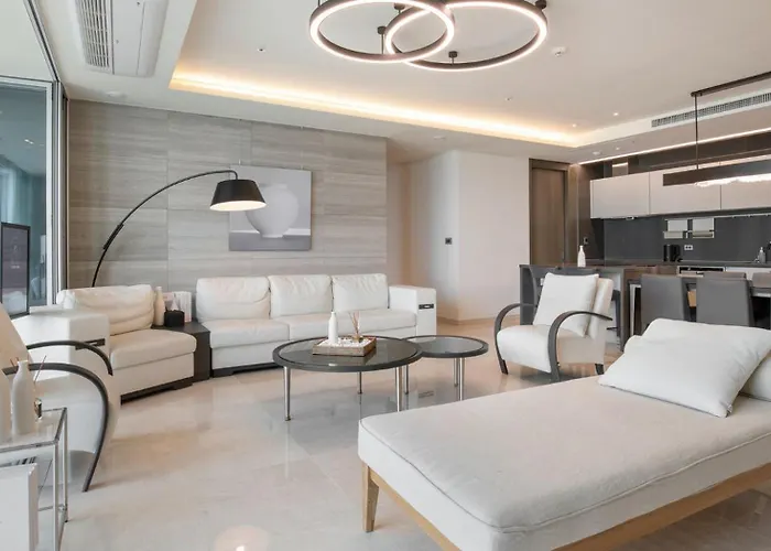 Lct Y Collection Hotel *